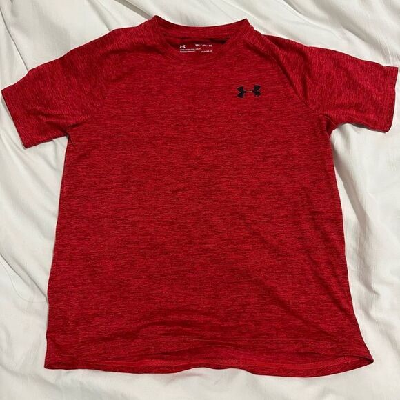 Under Armour boys T-shirt size YXL - Picture 1 of 2